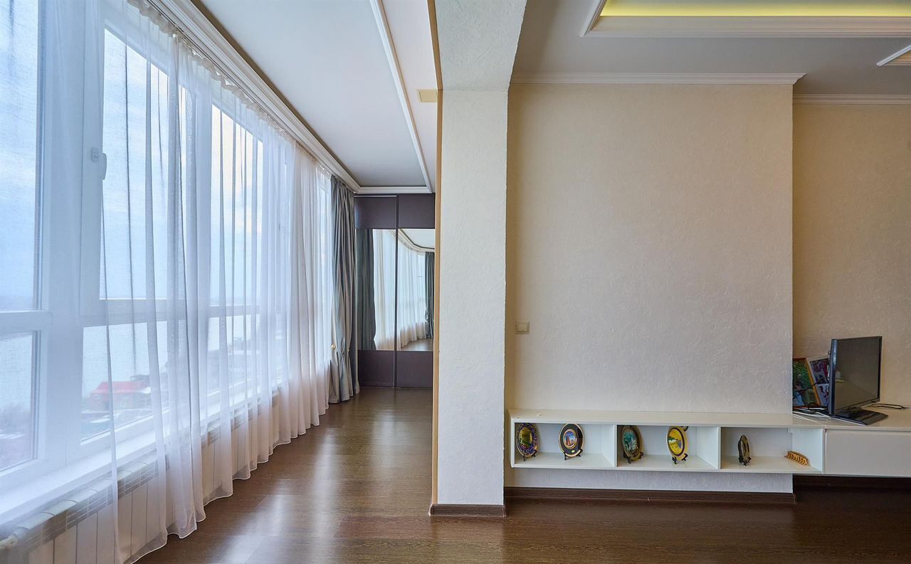 квартира г Краснодар р-н Центральный ул Кубанская 45к/2 фото 6