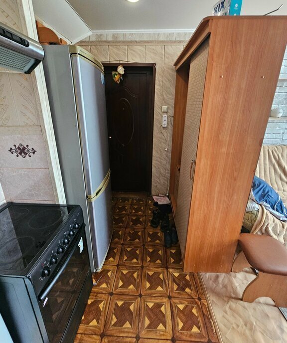 комната г Омск ул Химиков 22а фото 9