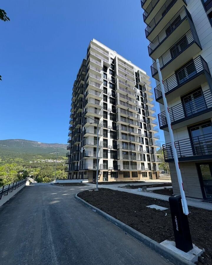 квартира г Ялта проезд Бакунинский ЖК «Бакунинский» жилой дом фото 1