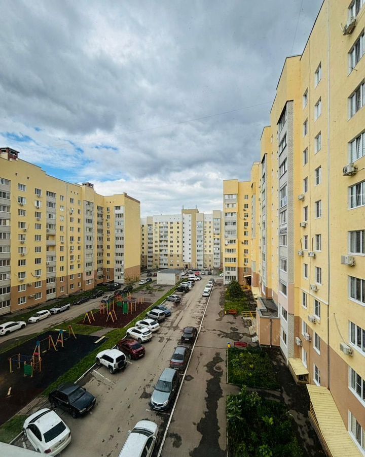 квартира г Саратов р-н Заводской ул им Николая Чихарева 10в фото 18