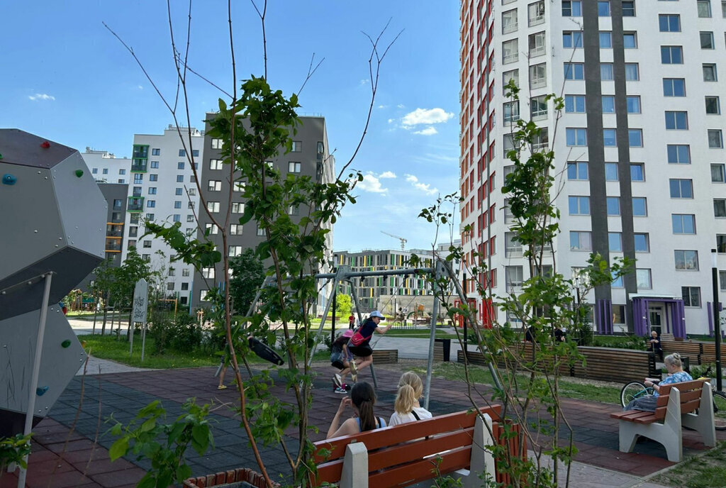 квартира г Екатеринбург р-н Кировский Уральская ул Сулимова 3/2 фото 12
