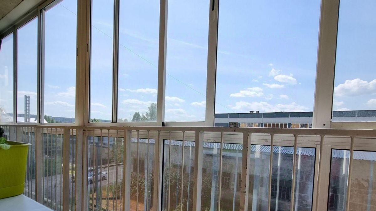квартира г Новокузнецк р-н Новоильинский пр-кт Авиаторов 58 фото 3