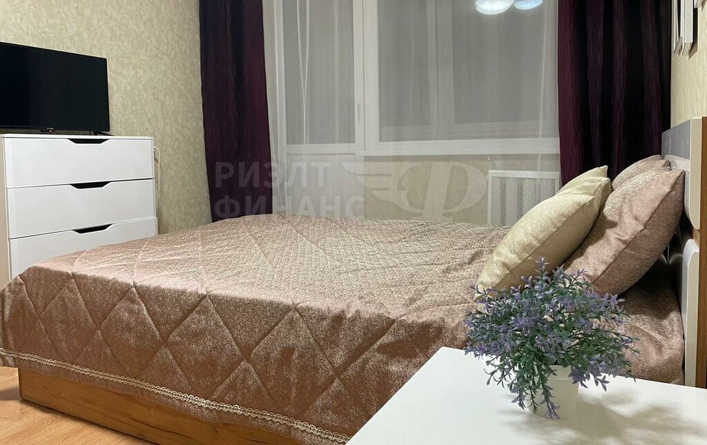 квартира г Калининград р-н Московский наб Генерала Карбышева 8 фото 1