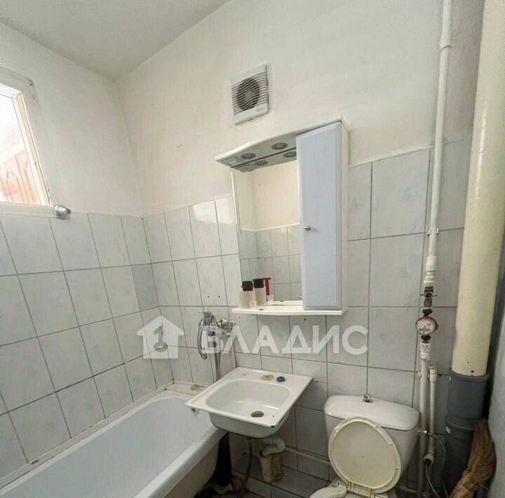 квартира г Улан-Удэ р-н Железнодорожный пр-кт 50-летия Октября 52 фото 2