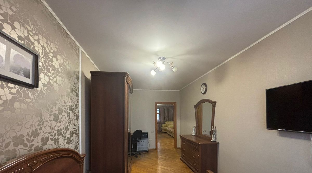 квартира г Челябинск р-н Центральный ул Российская 61а фото 4
