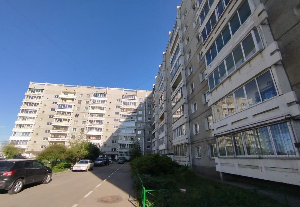 квартира г Иркутск р-н Ленинский ул Баумана 185 фото 1