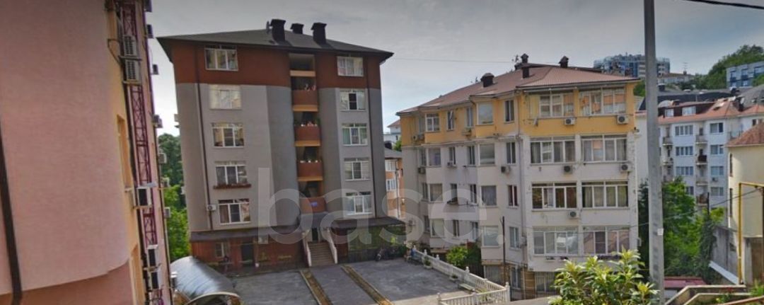 гараж г Сочи р-н Центральный Новый Сочи ул Клубничная 36 фото 4