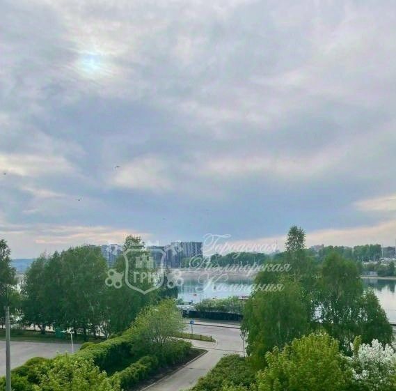 квартира г Иркутск р-н Октябрьский пр-кт Маршала Жукова 42 фото 1