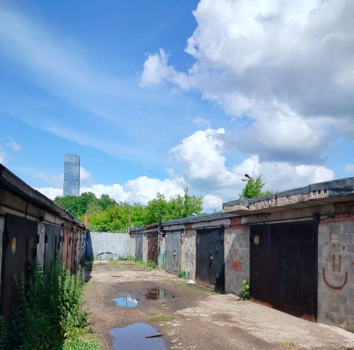 гараж г Уфа р-н Октябрьский ул 50 лет СССР 30к/38 фото 2