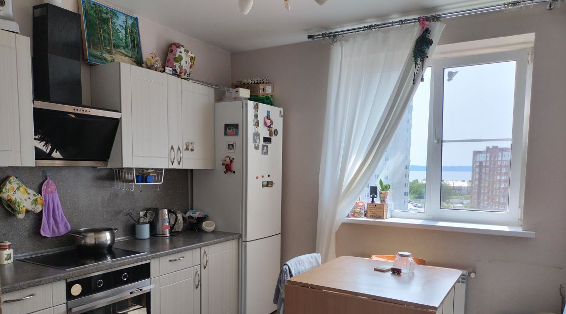 квартира г Тольятти р-н Автозаводский ул Спортивная 33 фото 1