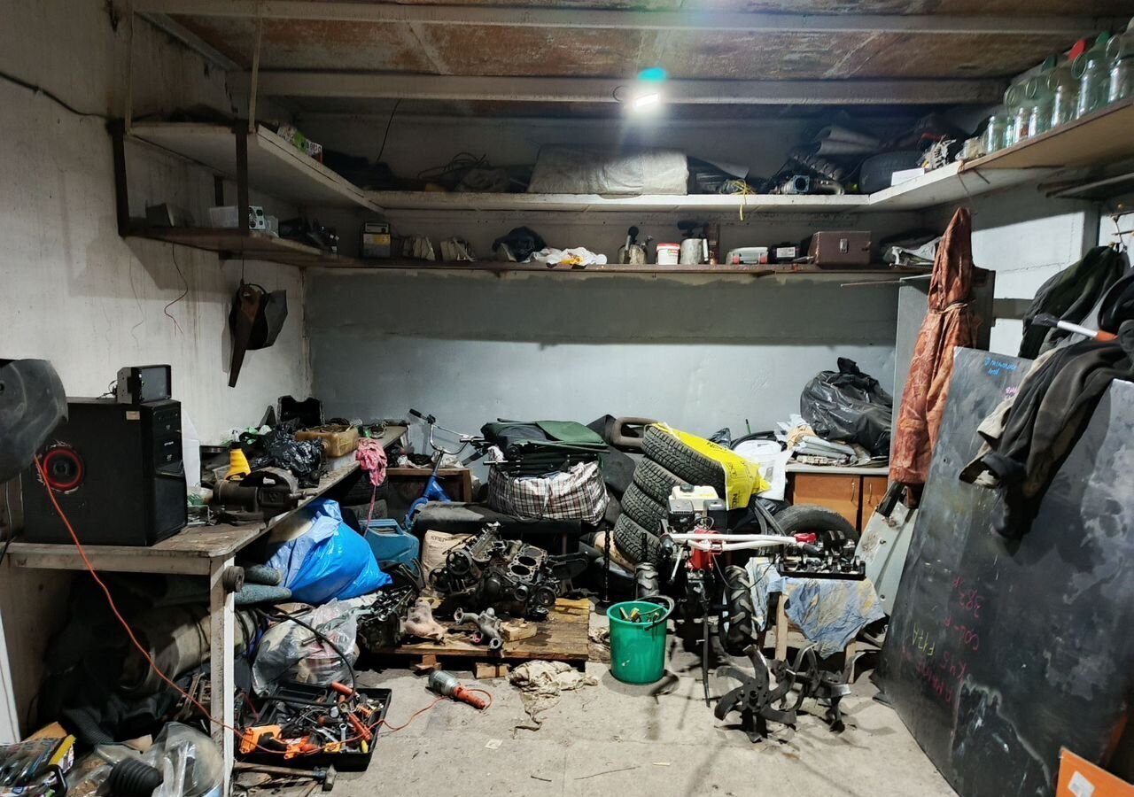гараж г Магнитогорск р-н Ленинский тер ГСК Северная-2 2104 фото 7