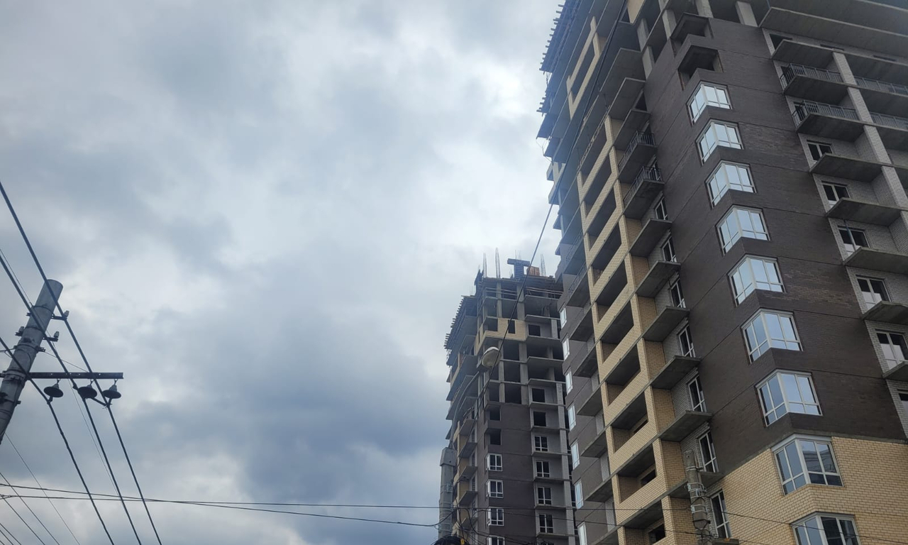 квартира г Волгоград р-н Дзержинский ул Ангарская 7 фото 1