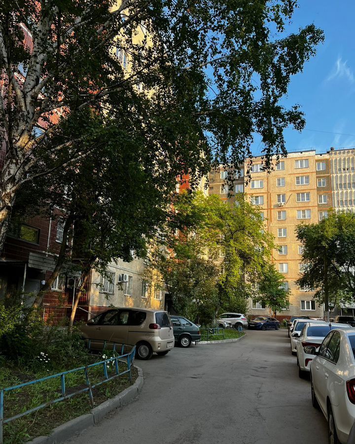квартира г Челябинск р-н Калининский ул Чайковского 185 фото 1