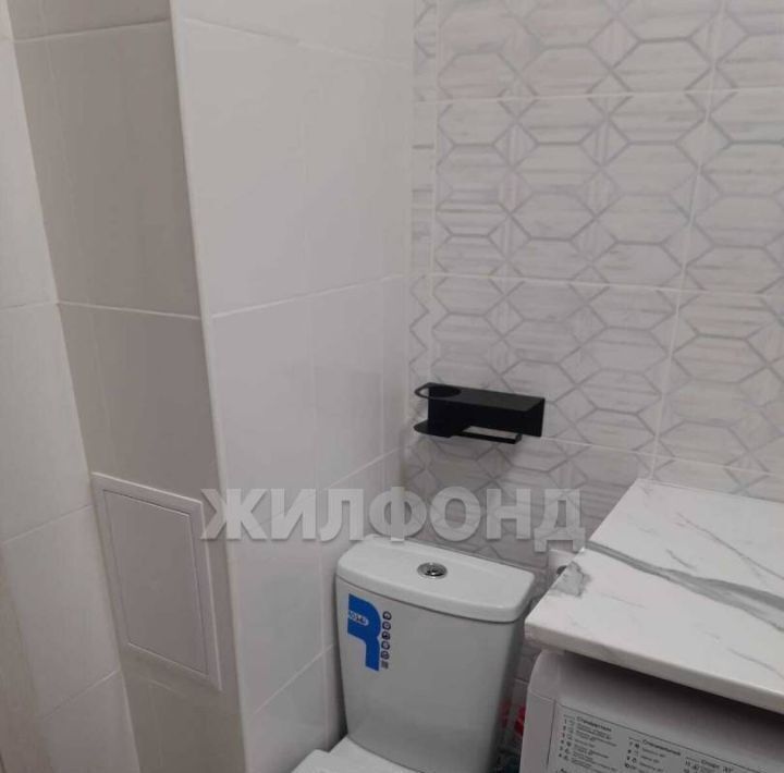 квартира г Новосибирск Золотая Нива ул Плющихинская 9 фото 16