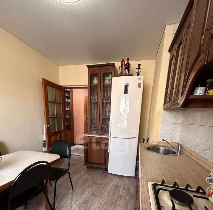квартира г Астрахань р-н Трусовский пер Ленинградский 68к/1 фото 2