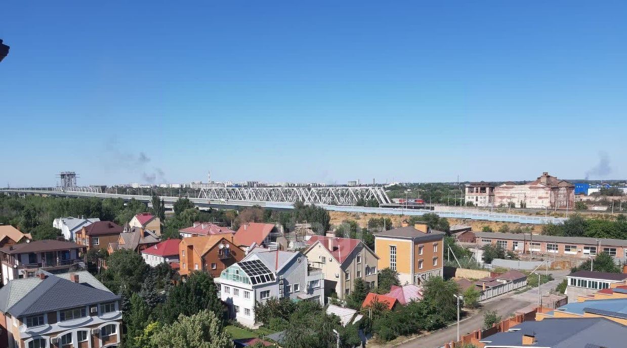 квартира г Астрахань р-н Ленинский ул Латышева 7в фото 7