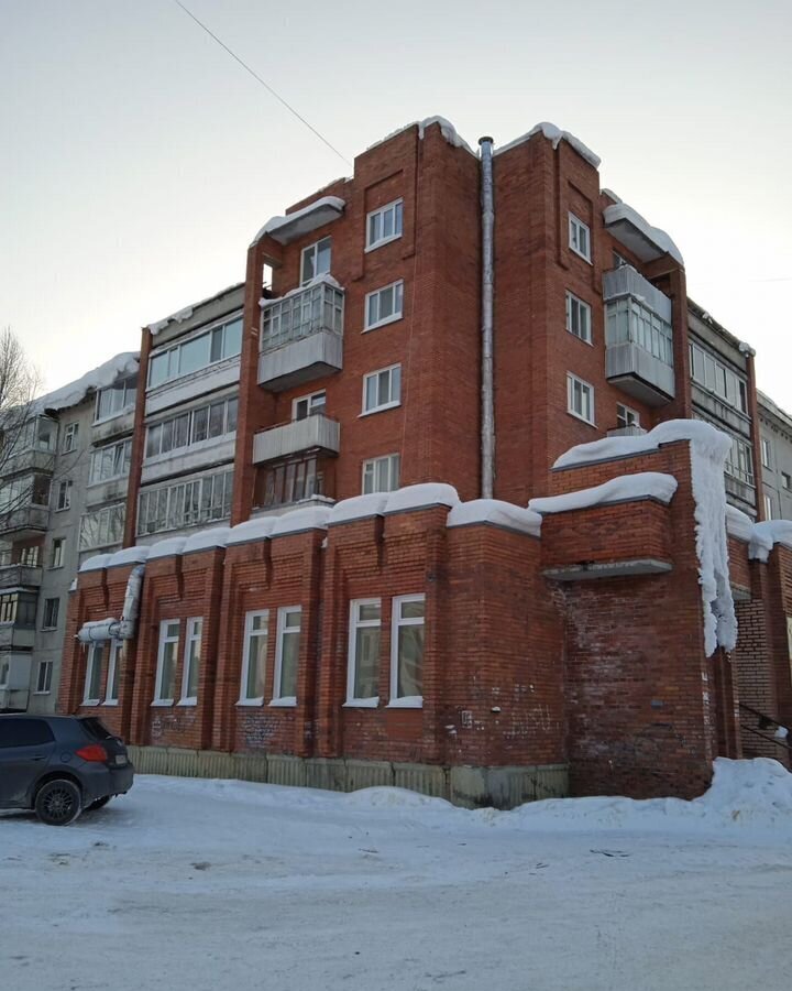 торговое помещение г Северск ул Горького 30 фото 2