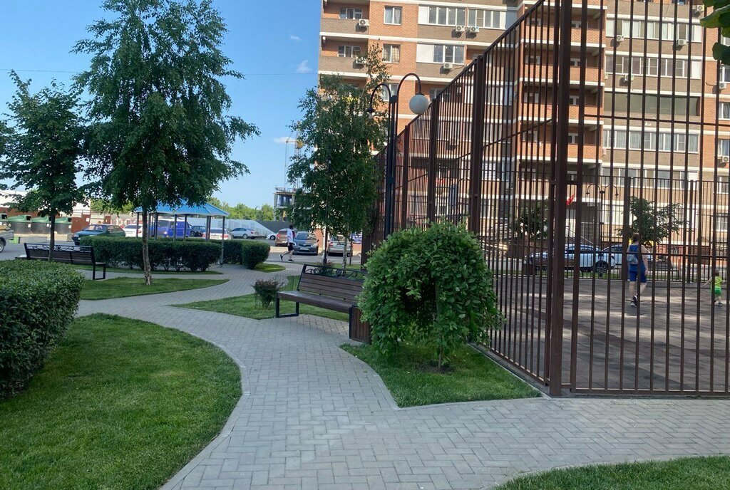 квартира г Краснодар р-н Прикубанский Славянский микрорайон ул Заполярная 37к/4 фото 12