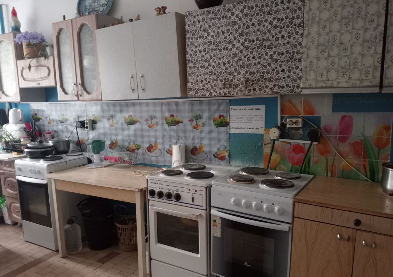 комната г Омск р-н Советский пр-кт Мира 28а фото 9