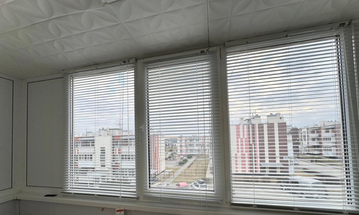 квартира г Волгоград р-н Советский Родниковая долина ул им. Грибанова 19а фото 2
