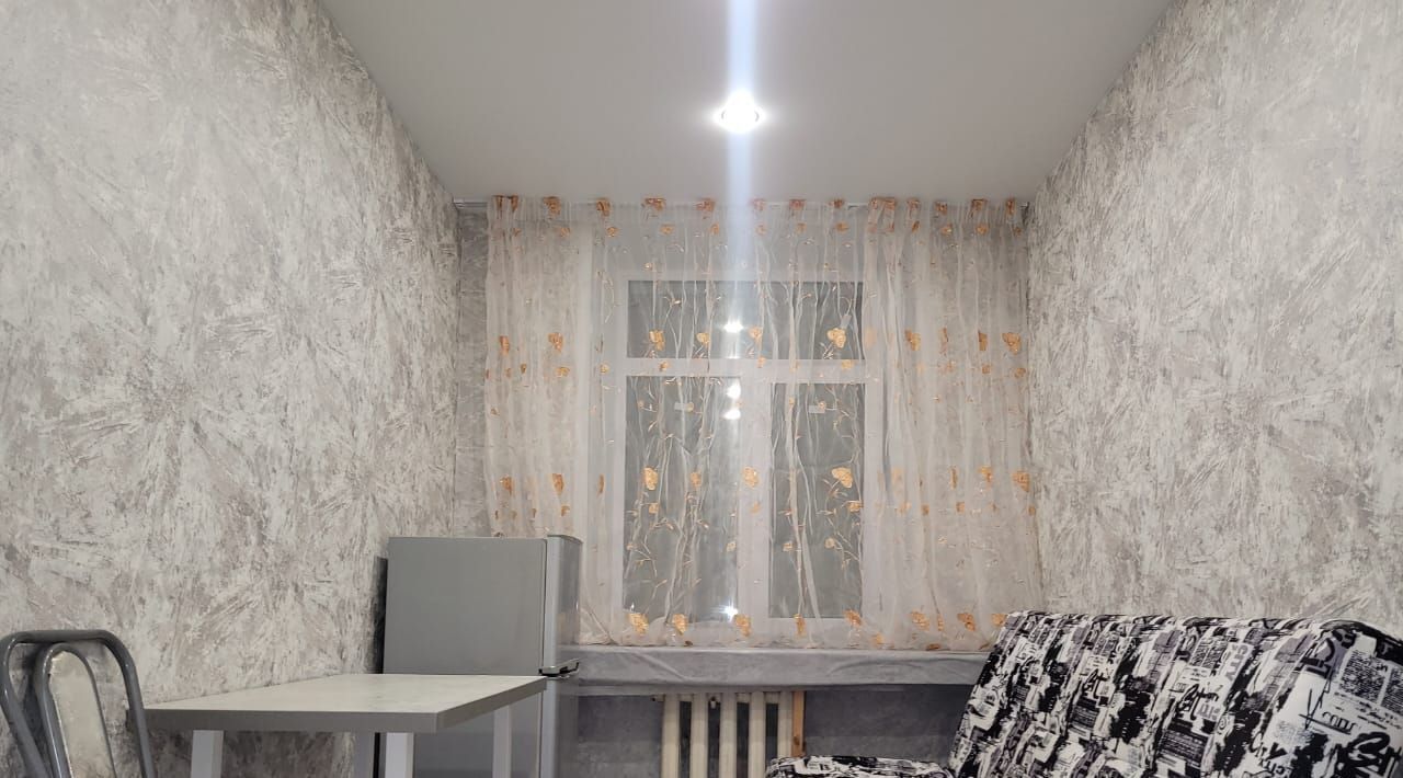 комната г Киров р-н Первомайский ул Орловская 7а фото 1