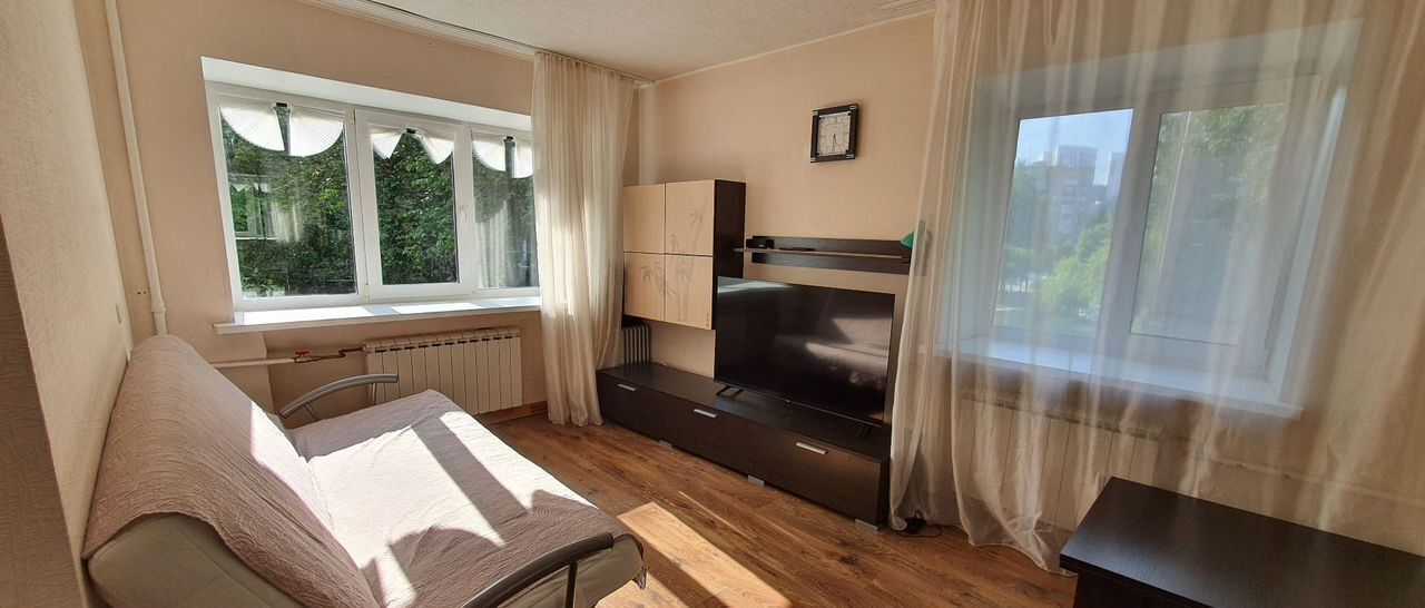 квартира г Екатеринбург Уральская ул Комсомольская 8 фото 1