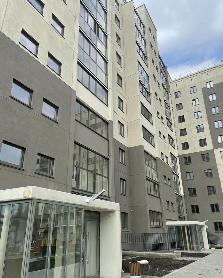 квартира г Челябинск р-н Советский ул Дмитрия Неаполитанова 48 фото 3