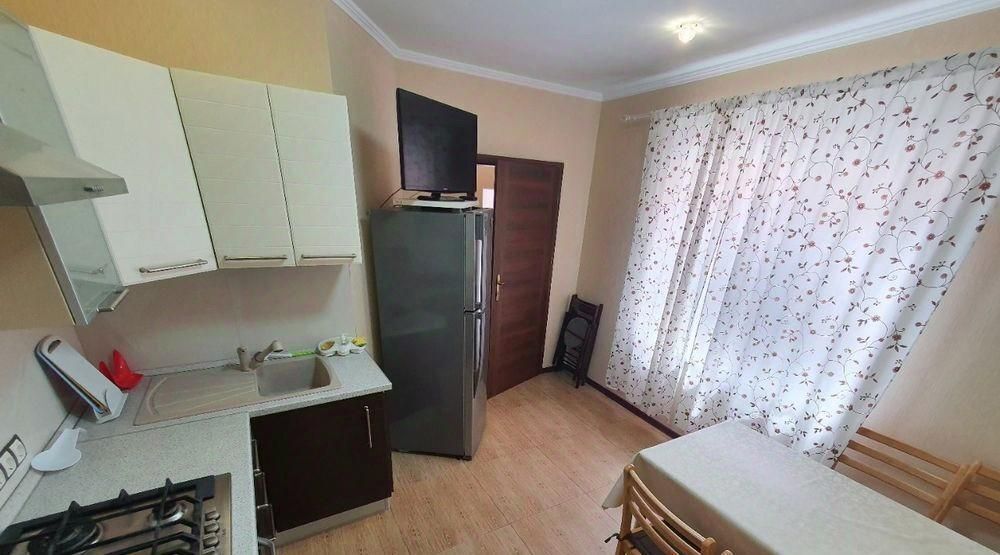 дом г Евпатория ул Революции фото 6