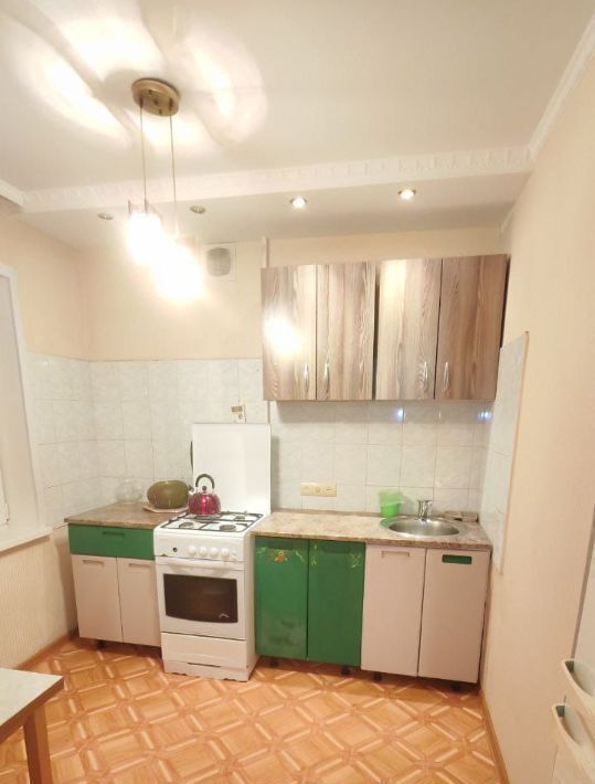 квартира г Омск р-н Центральный ул 24-я Северная 173 фото 6