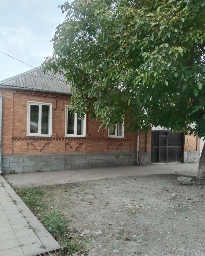 дом р-н Правобережный г Беслан ул Вокзальная 92 Республика Северная Осетия — Правобережный р-н, Бесланское городское поселение фото 1