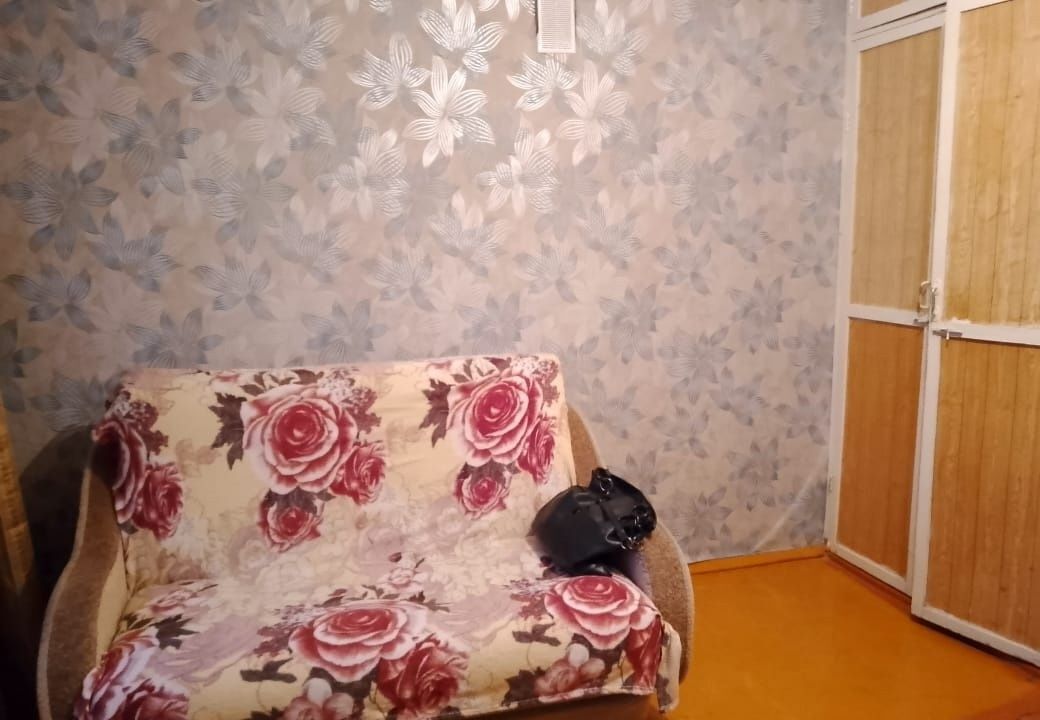комната р-н Ишимбайский г Ишимбай ул Вахитова 7 фото 3