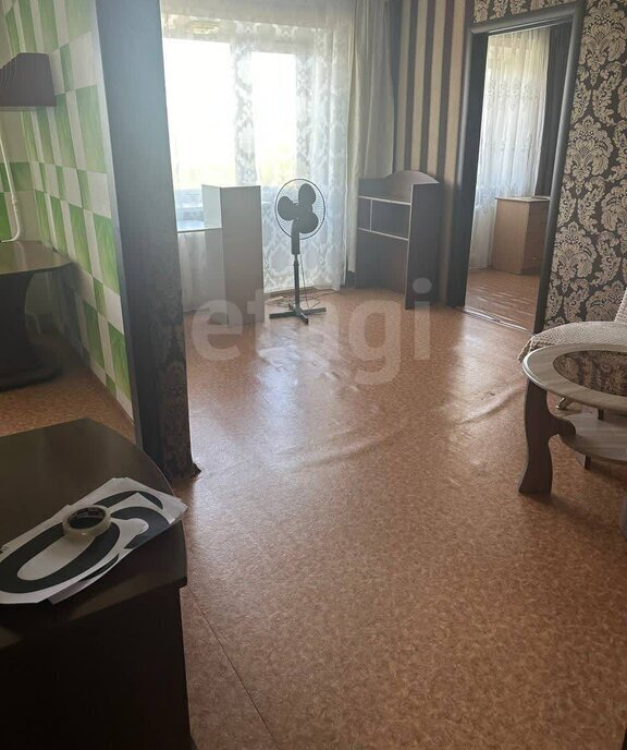 квартира г Осинники ул Революции 5 фото 19