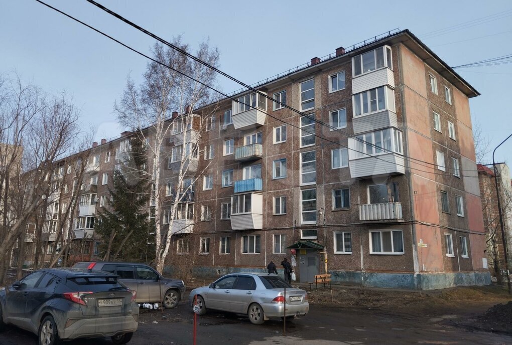квартира г Омск Городок Нефтяников ул 22 Апреля 44 фото 1