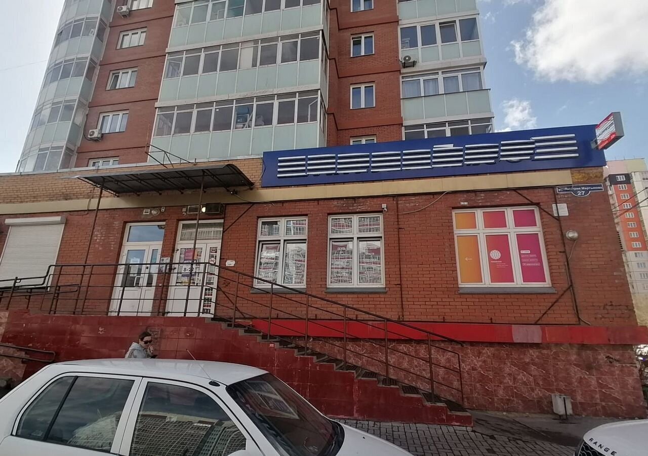торговое помещение г Красноярск р-н Центральный ул Дмитрия Мартынова 27 фото 1
