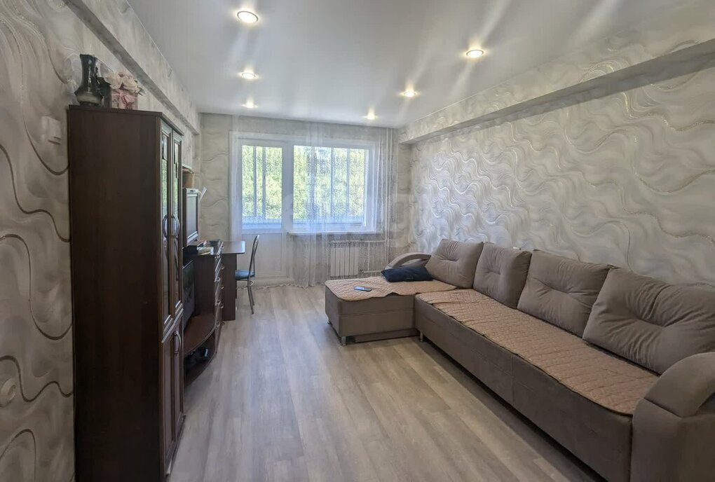 квартира г Ангарск 8, 18-й микрорайон фото 1