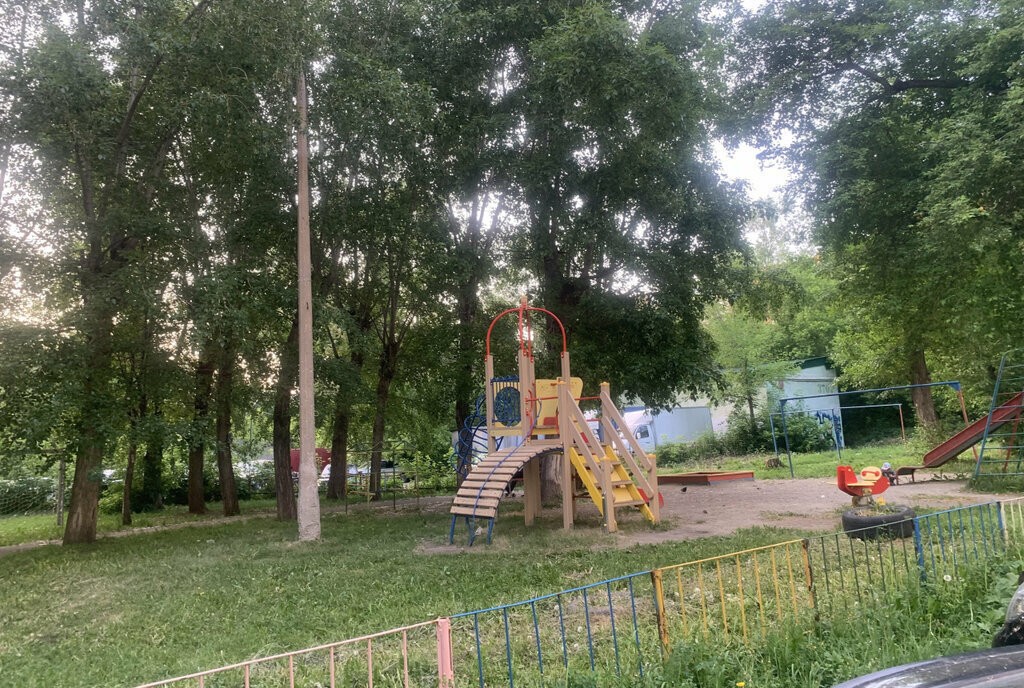 комната г Екатеринбург р-н Орджоникидзевский Уралмаш ул Баумана 23 фото 4