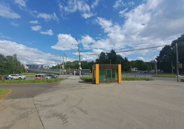 метро Удельная ул Вербная 20/2 округ Коломяги фото