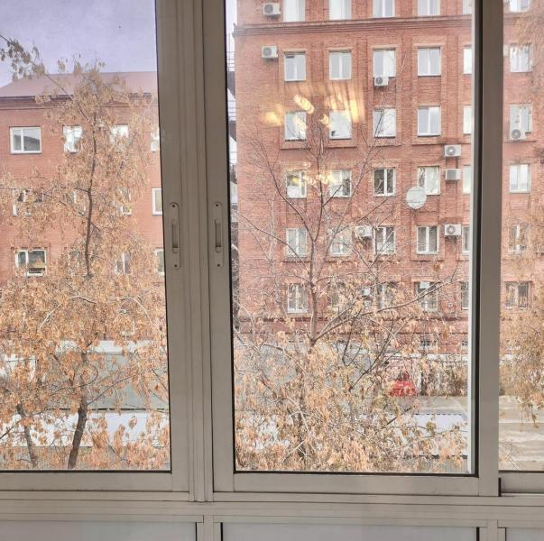квартира г Омск ул Красина 1 фото 2