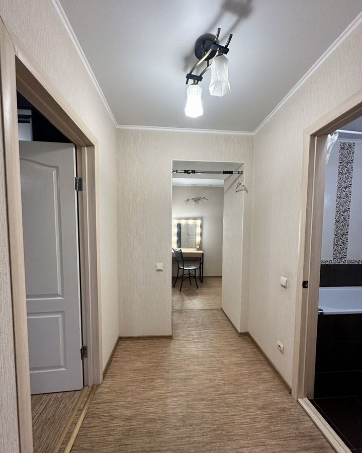 квартира г Саратов р-н Кировский ул им Чапаева В.И. 128/130 фото 5