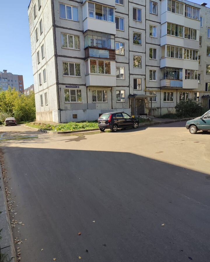 квартира г Смоленск р-н Заднепровский ул Маршала Еременко 50 фото 2