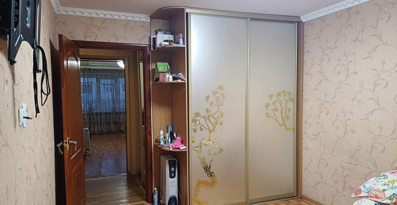 квартира г Пермь р-н Дзержинский ул Маяковского 37 фото 3