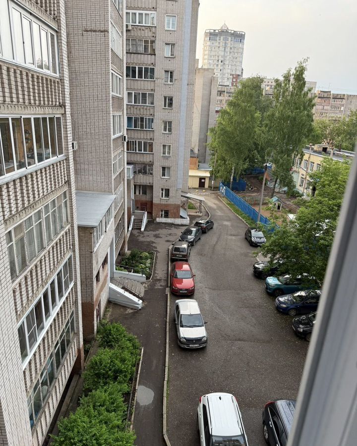 квартира г Киров р-н Первомайский ул Труда 39 фото 28