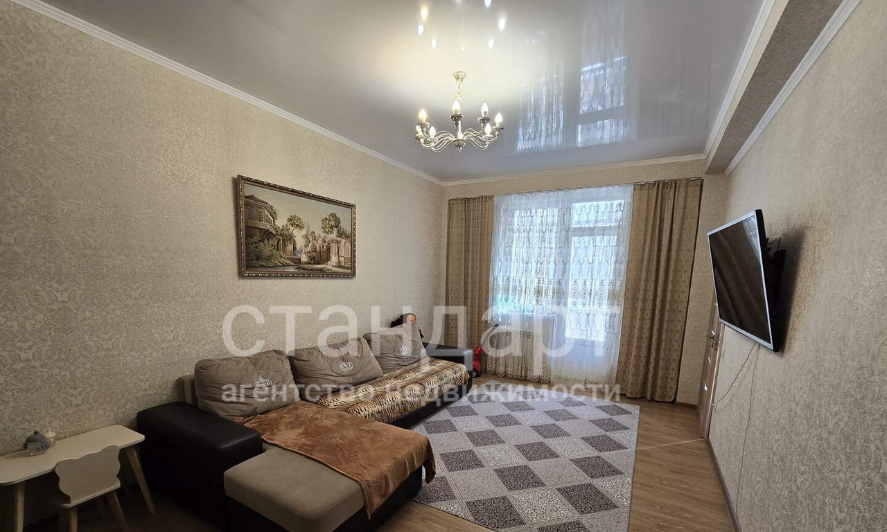 квартира г Ессентуки ул Октябрьская 337/2 фото 1