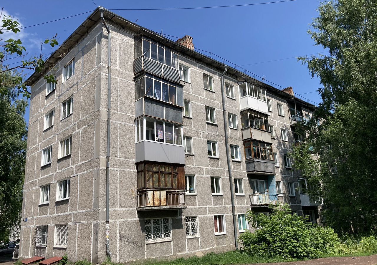 квартира г Осинники ул 50 лет Октября 26 Кемеровская обл. — Кузбасс фото 3