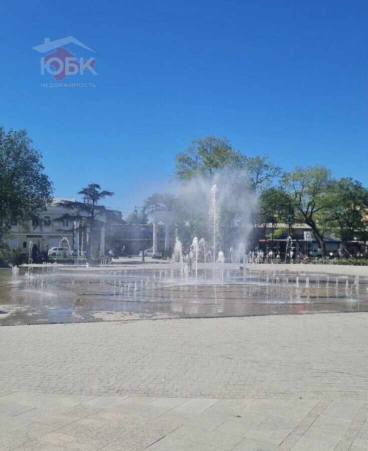 квартира г Евпатория ул Революции 57б фото 10