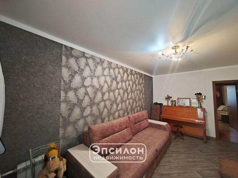 квартира г Курск р-н Центральный пр-кт Вячеслава Клыкова 61 фото 4