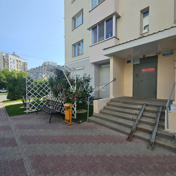 квартира г Белгород Восточный ул Славянская 7а фото 13