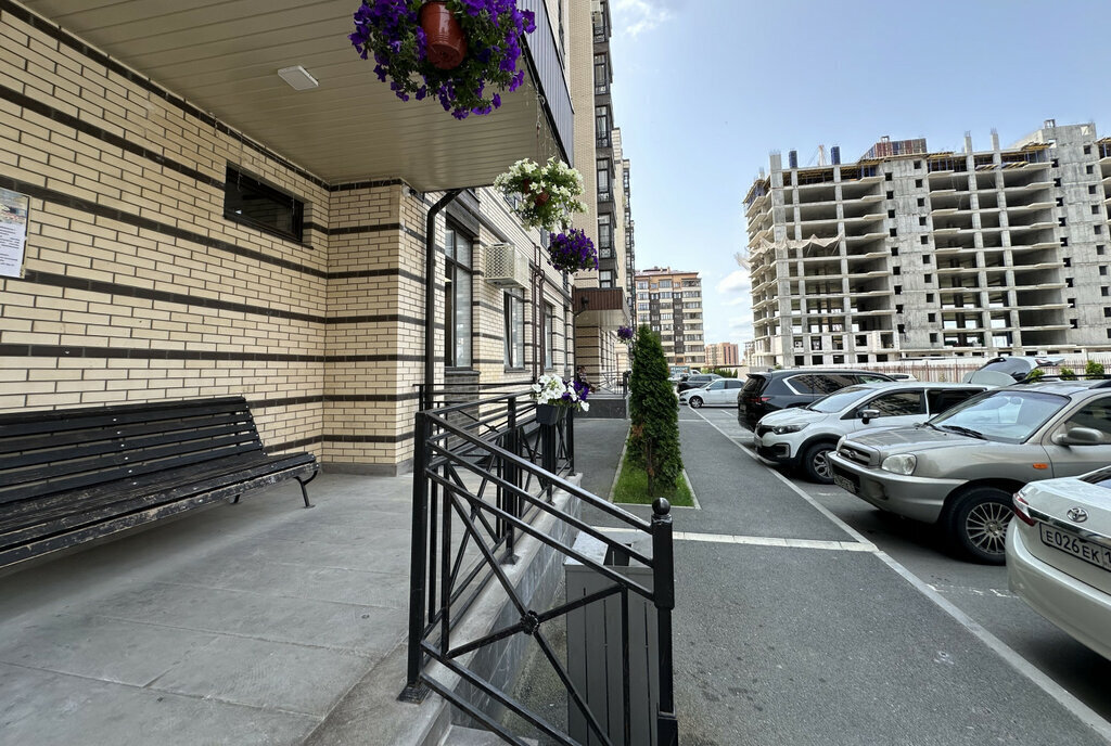 квартира г Владикавказ ул Астана Кесаева 44 фото 14