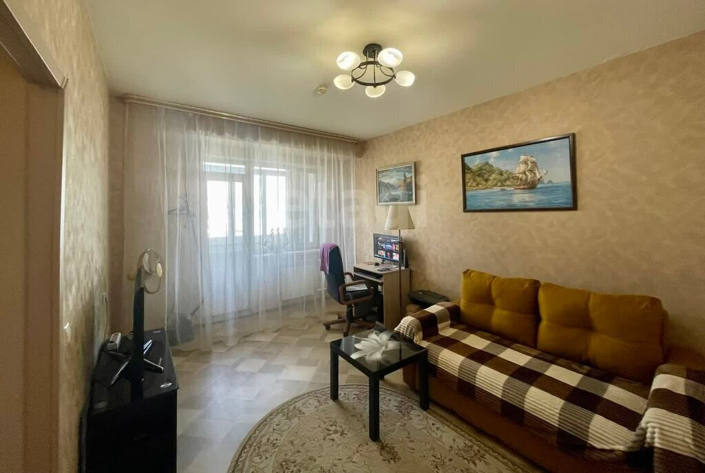квартира г Ангарск мкр 33 1 фото 2