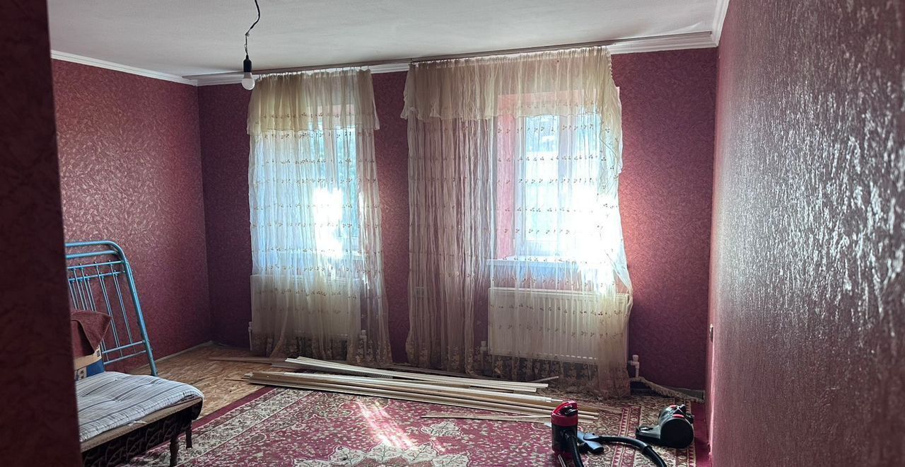 дом г Горячий Ключ ст-ца Саратовская ул Южная 1а фото 2